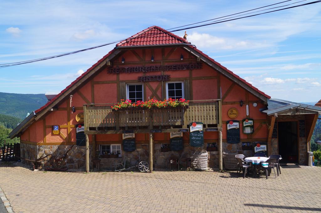 Restaurant Pension-Anton Яхимов Экстерьер фото