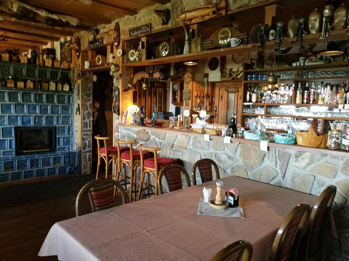 Restaurant Pension-Anton Яхимов Экстерьер фото